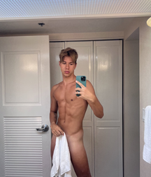 Real life boys twink tube selfie personal 62fa5da852006.png