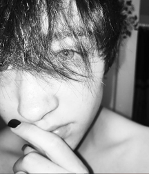 Hand And Face 5d6b2e1c0d123.png
