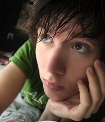 Hand And Face 5d6b2e23287b8.jpg