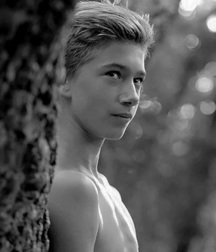 Elite Torso Beauty 5d72ec0fa667d.jpg