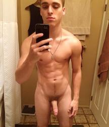 Selfies 1 5dbcfdc25f8d5.jpeg