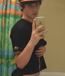 Selfies 2 5dbcfebc5f94b.jpeg