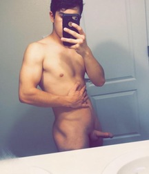 a bunch of nude dudes 5e7bf9d22275a.jpeg