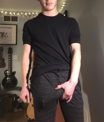 Sexy’n Hung - Bob K. (Naked) 5e7fa03497657.jpeg