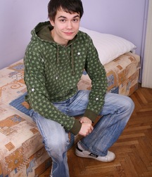 Vinny 4-2 5d7b49bea669d.jpg
