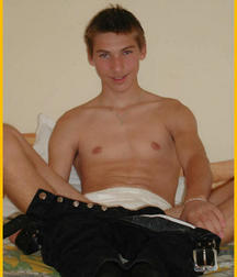 Unknown Str8 Streetboy  5d7c7a6a97b2b.jpg