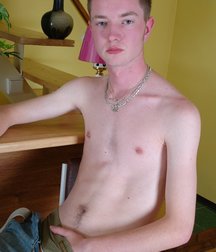 Timo 2A 5d807ab97d903.jpg