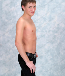 Maksim 27 5d81d004c9061.jpg