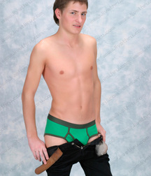 Maksim 27 5d81d01b0fe3c.jpg
