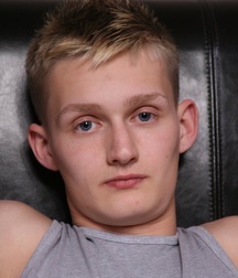 Chris 12-2 5d8f0470cd749.jpg