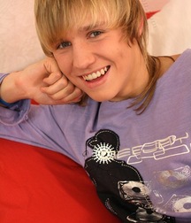 Conrad 5d9042f474a3c.jpg