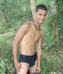 Joantan B 5d943cc3d6051.jpg
