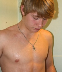 Nikolas 5d9c37831b9ae.jpg