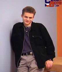 Petr_lips 1 5d9d67232c4bf.jpg