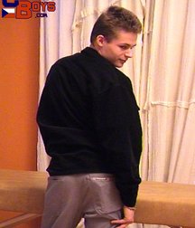Petr_lips 1 5d9d6732d4e11.jpg