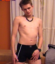 Petr_lips 1 5d9d677117c50.jpg