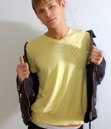 Shawn  5d9d692861066.jpg