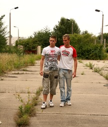 Alex and Bennie 5d9eb5721cca2.jpg