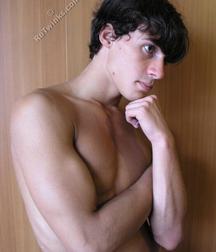 Larry 5da5683e40076.jpg