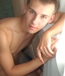 Tristan 5daa946537f0a.jpg