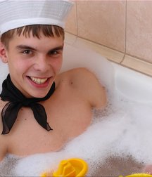 Dan B 5dac01795b355.jpg