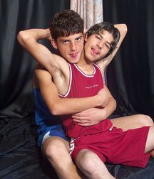 Blagoy and Kiril 5dac048269126.jpg