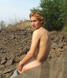Garmen 5dafefc771227.jpg
