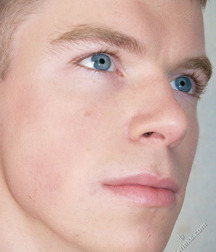 Moriz 5db686fcc4659.jpg