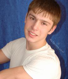 Remi 5dba7f6dc0b04.jpg