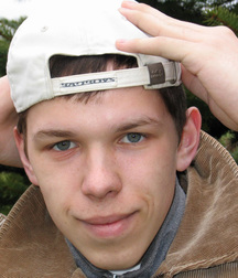 Riki 5dba84c98f5b0.jpg