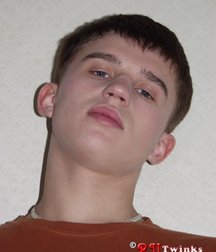 Ruslan 5dbbd24ca1583.jpg