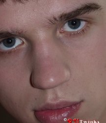 Ruslan 5dbbd33b64760.jpg
