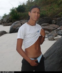 Alessandro 2 5dcfac8ba22e5.jpg