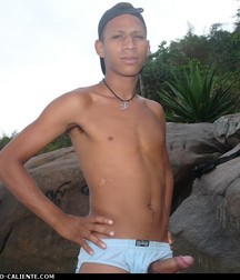 Alessandro 2 5dcface98b24d.jpg