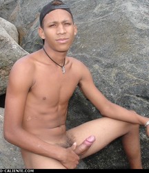 Alessandro 2 5dcfad8ee8b3f.jpg