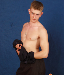 Mitya 5dd39141ce3e5.jpg