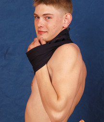 Mitya 5dd3914aad166.jpg