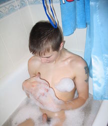 Sergik's Bubble bath 5ddf8af315358.jpg