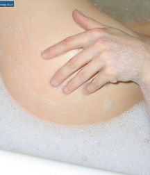 Sergik's Bubble bath 5ddf8b292c463.jpg