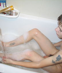 Sergik's Bubble bath 5ddf8b39d8ffb.jpg