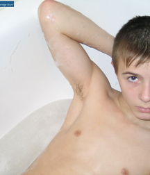 Sergik's Bubble bath 5ddf8b4b49ec1.jpg