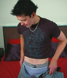 Alex 13-2 5de0d8399f88a.jpg