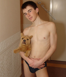 Leonid 5de60d6179680.jpg