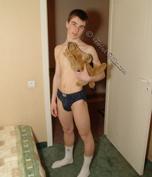 Leonid 5de60d6b1dbb7.jpg