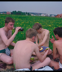 Leo, Tyla, Mark and Knuts 5de7566ea3b21.jpg