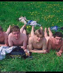 Leo, Tyla, Mark and Knuts 5de7568fb6b18.jpg