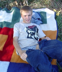 TommyB  A 5dedf76fdc4fa.jpg