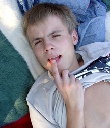 TommyB  A 5dedf7805f159.jpg
