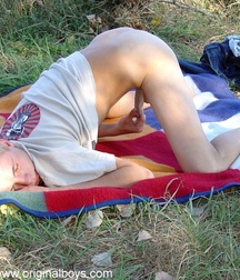 TommyB  A 5dedf7e7177fc.jpg