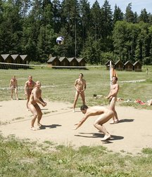 Volley Ball Boy Porn Nude 5e083a5f9f658.jpg